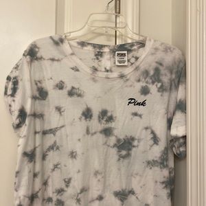 Pink by Victoria’s Secret tee